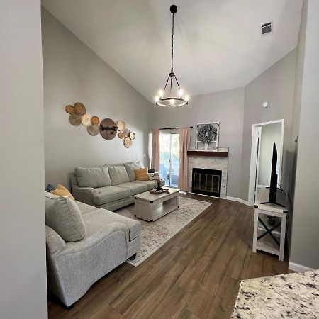 Mid City Condo Huntsville Eksteriør bilde